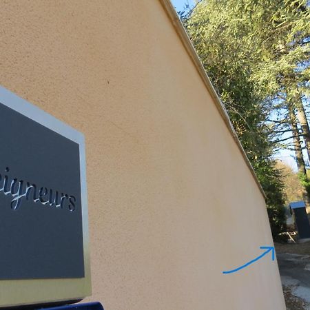 Spacieuse Dependance Duplex 50 M2 Classe 3 Etoiles Sans Vis-A-Vis Gréoux-les-Bains Exterior foto